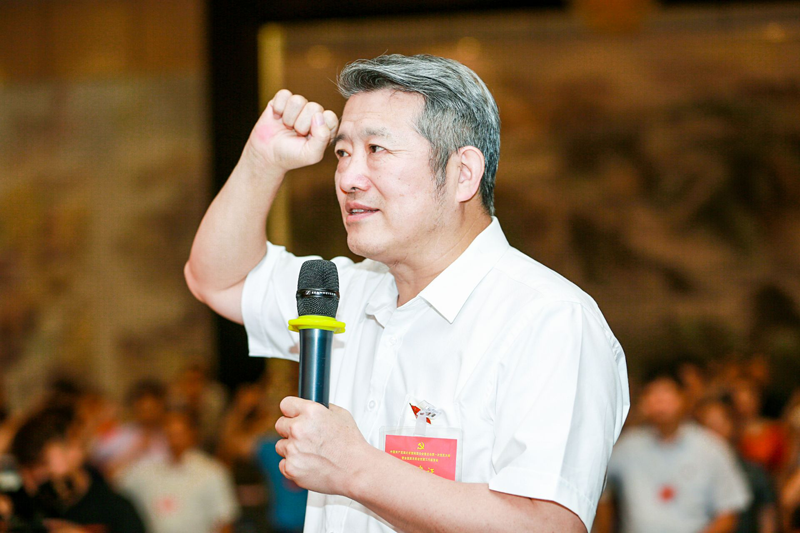 热烈祝贺孙文董事长当选为中共湖北省楚商联合会委员会委员